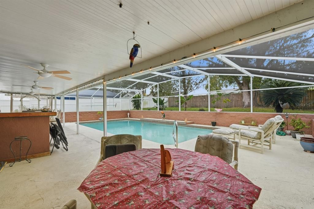 For Sale: $340,000 (3 beds, 2 baths, 1698 Square Feet)