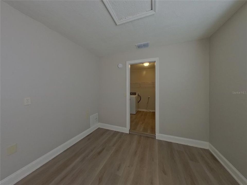 出租: $2,129 (4 贝兹, 2 浴室, 1522 平方英尺)