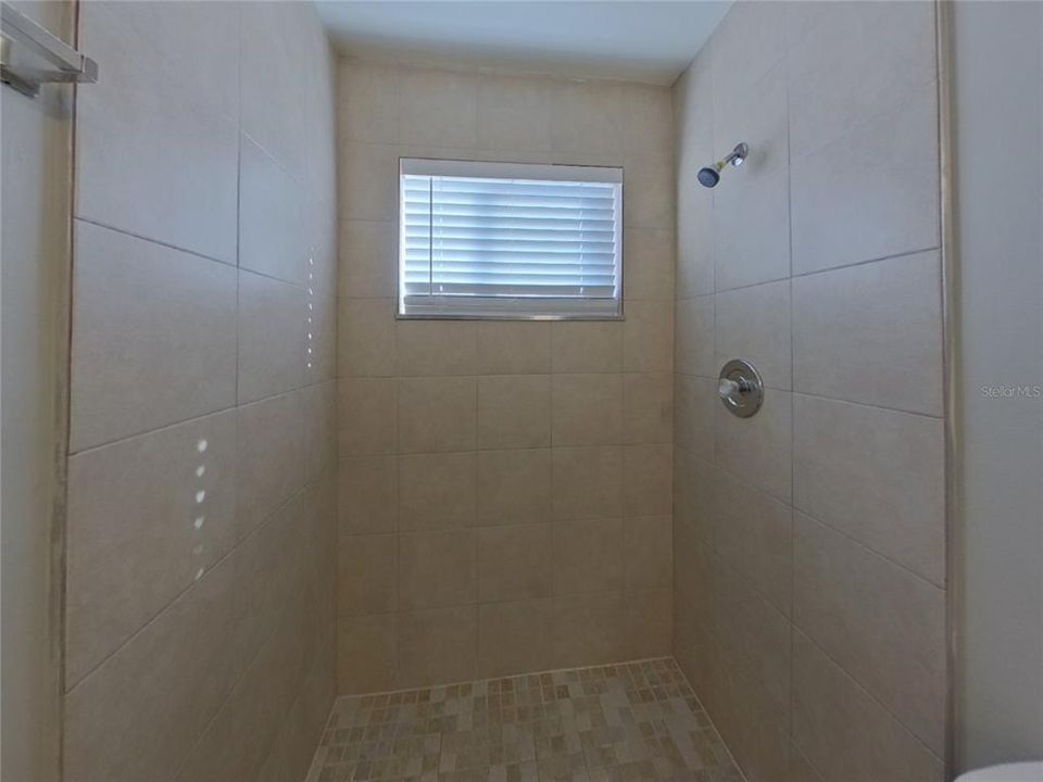 出租: $2,129 (4 贝兹, 2 浴室, 1522 平方英尺)