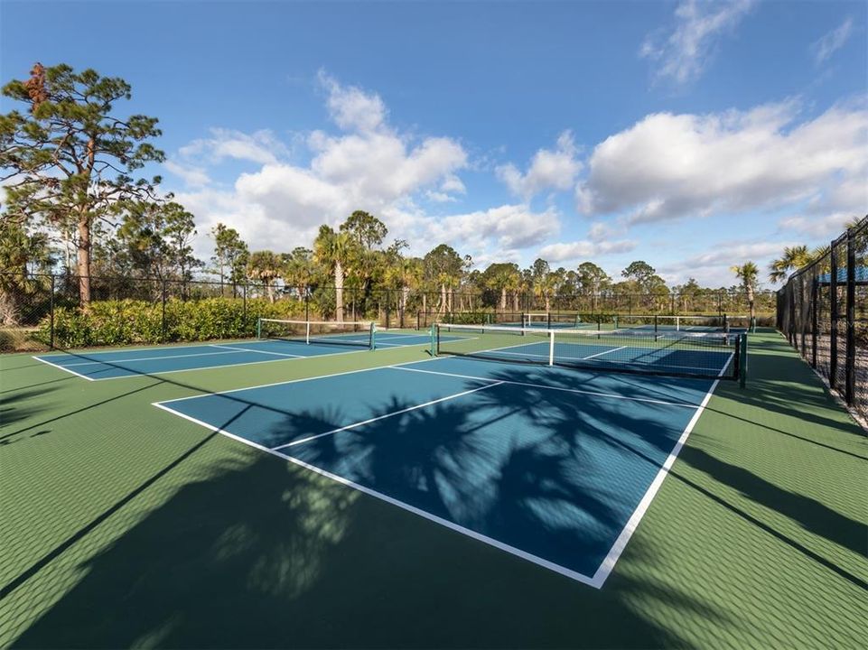 На продажу: $445,000 (2 спален, 2 ванн, 1433 Квадратных фут)