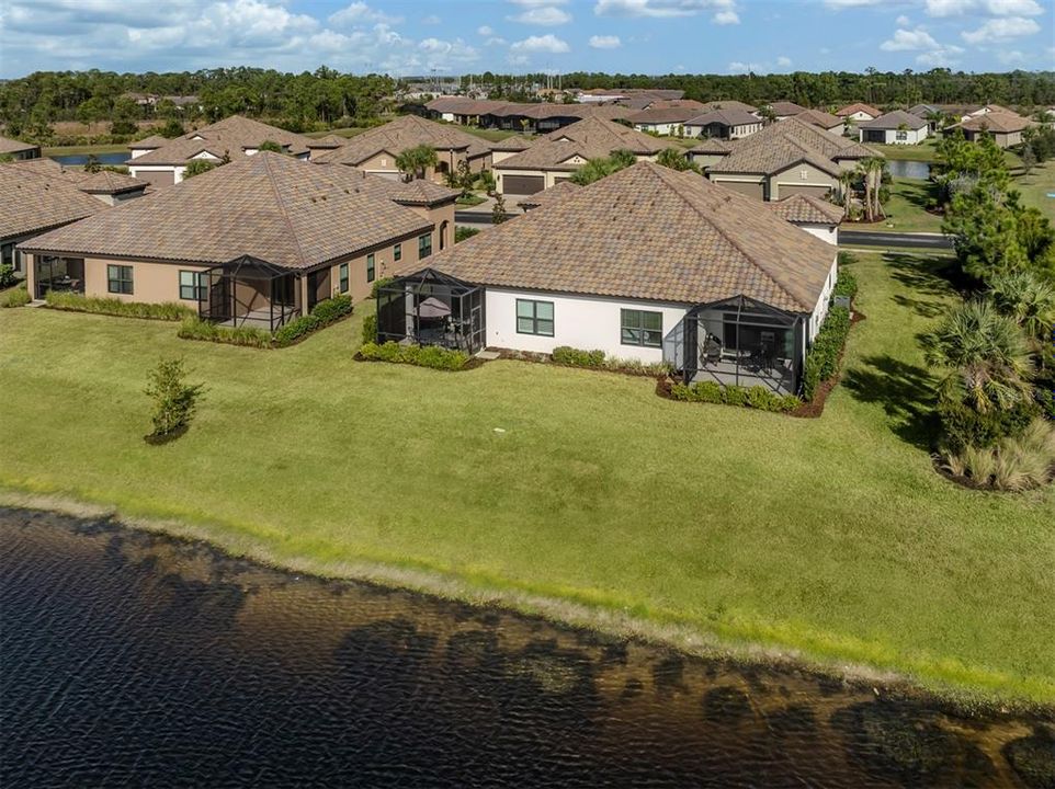 На продажу: $445,000 (2 спален, 2 ванн, 1433 Квадратных фут)