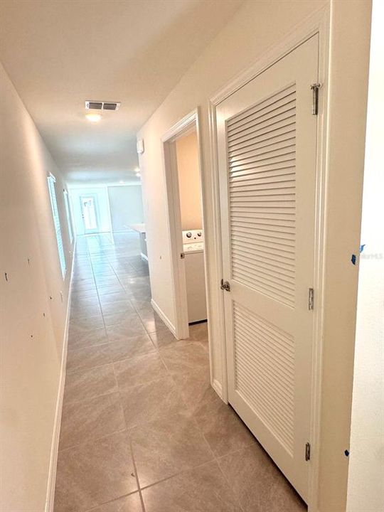 En Renta: $2,190 (4 camas, 2 baños, 1665 Pies cuadrados)