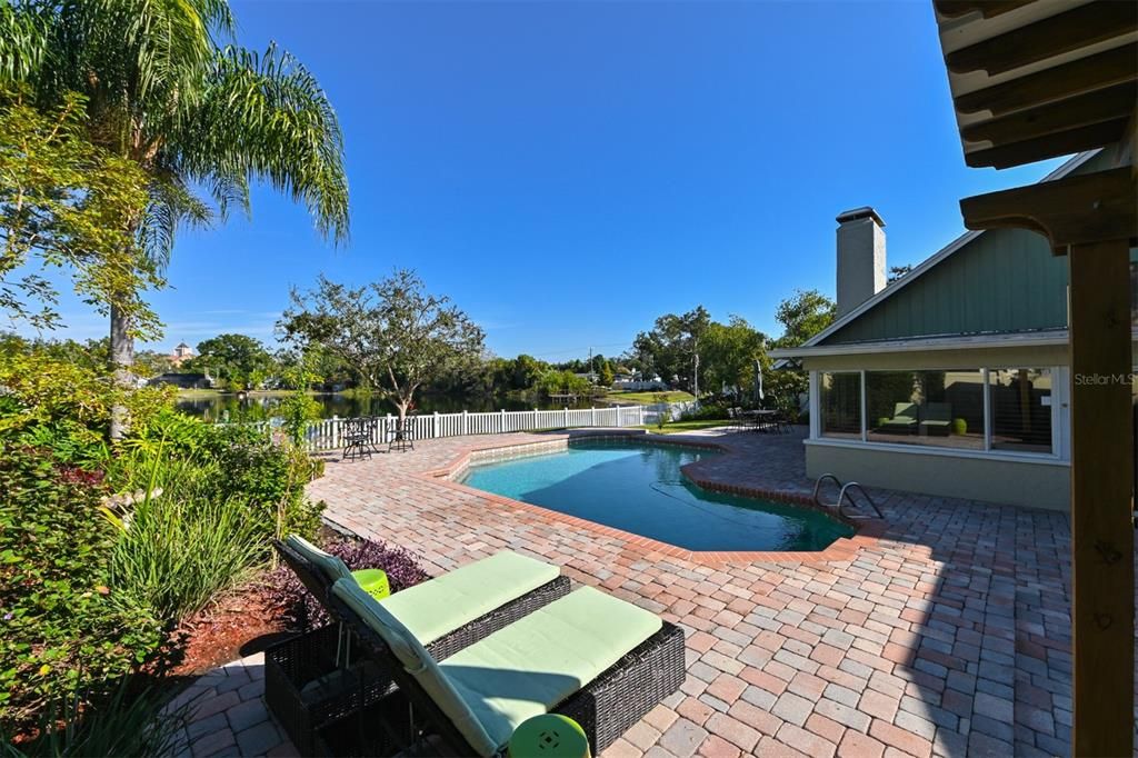 待售: $895,000 (4 贝兹, 2 浴室, 2954 平方英尺)