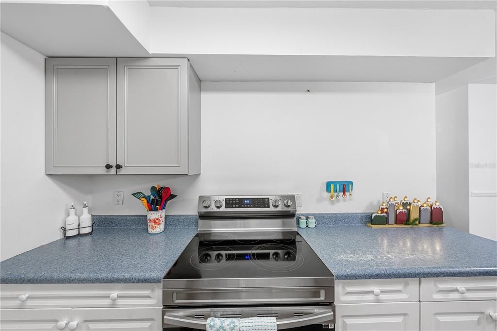 En Venta: $319,900 (4 camas, 2 baños, 1470 Pies cuadrados)