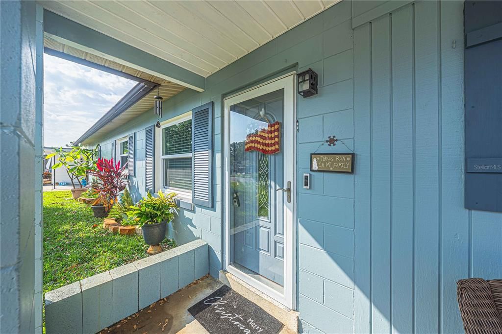 En Venta: $319,900 (4 camas, 2 baños, 1470 Pies cuadrados)