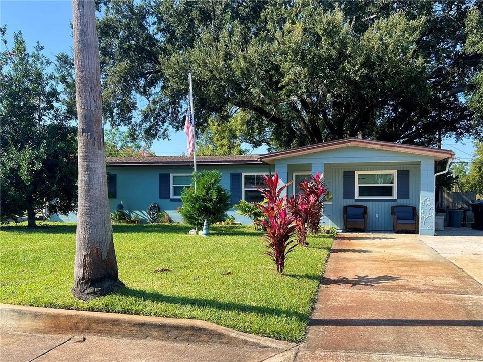 En Venta: $319,900 (4 camas, 2 baños, 1470 Pies cuadrados)