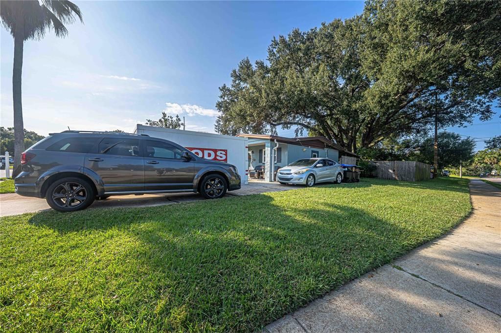 En Venta: $319,900 (4 camas, 2 baños, 1470 Pies cuadrados)