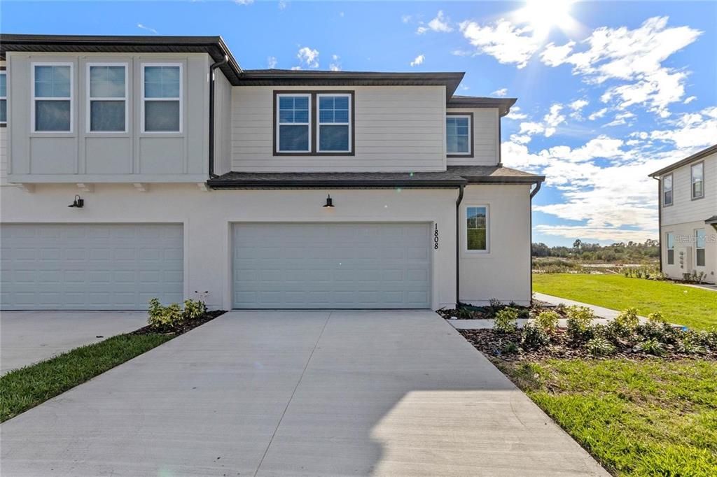 В аренду: $2,300 (3 спален, 2 ванн, 2160 Квадратных фут)