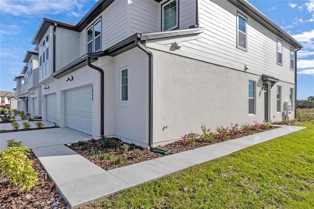 В аренду: $2,300 (3 спален, 2 ванн, 2160 Квадратных фут)