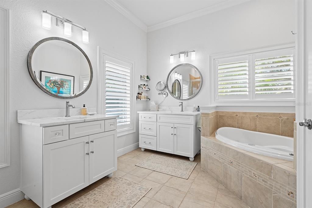 For Sale: $2,500,000 (4 beds, 3 baths, 3664 Square Feet)