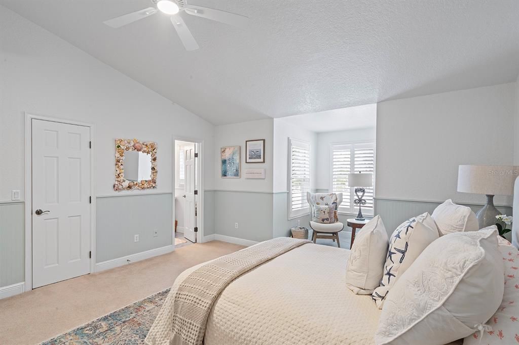 For Sale: $2,500,000 (4 beds, 3 baths, 3664 Square Feet)