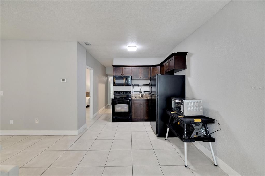 For Sale: $550,000 (4 beds, 0 baths, 1901 Square Feet)