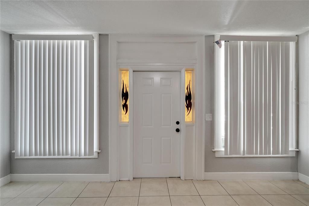 For Sale: $550,000 (4 beds, 0 baths, 1901 Square Feet)