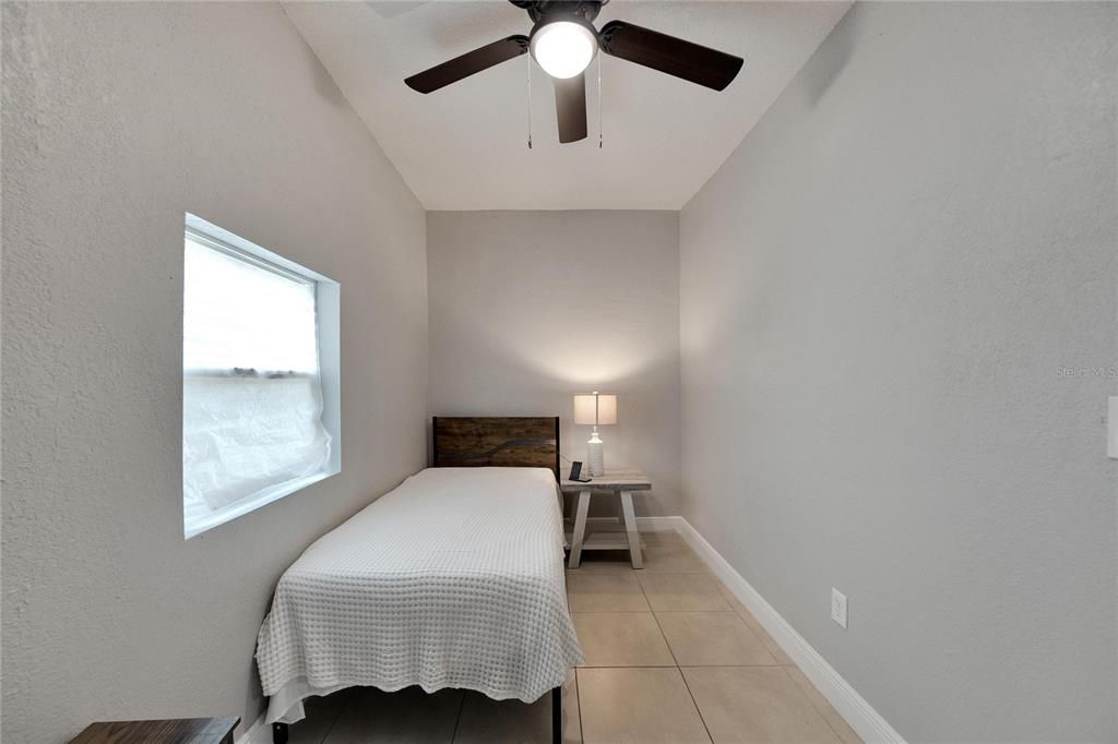 For Sale: $550,000 (4 beds, 0 baths, 1901 Square Feet)