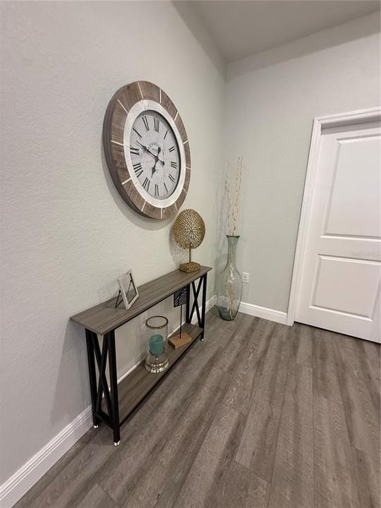 В аренду: $1,800 (2 спален, 2 ванн, 1297 Квадратных фут)