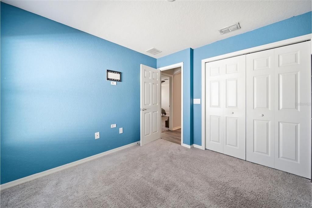 待售: $315,000 (4 贝兹, 2 浴室, 1819 平方英尺)