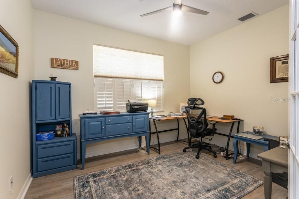 For Sale: $419,000 (2 beds, 2 baths, 1619 Square Feet)