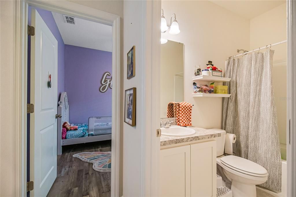 En Venta: $325,000 (3 camas, 2 baños, 1412 Pies cuadrados)