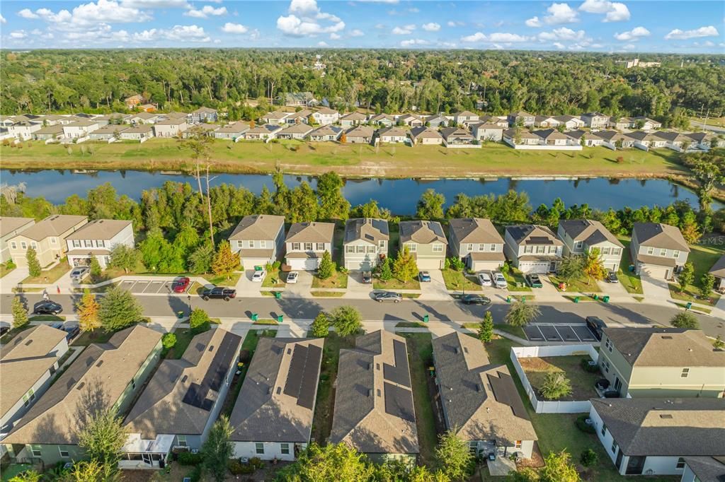 En Venta: $325,000 (3 camas, 2 baños, 1412 Pies cuadrados)