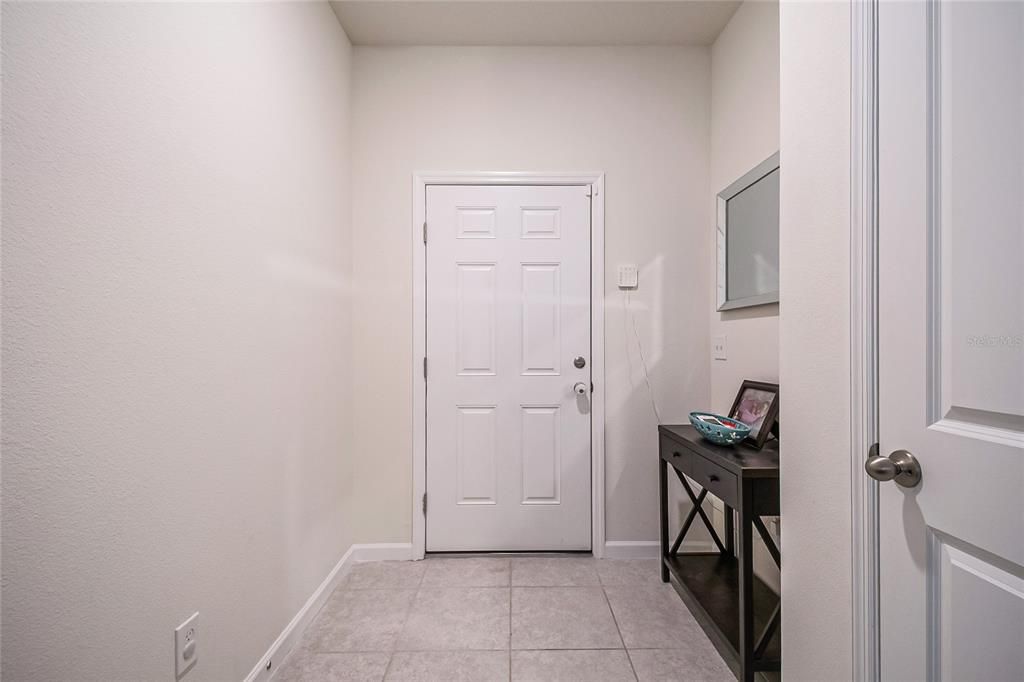 En Venta: $325,000 (3 camas, 2 baños, 1412 Pies cuadrados)