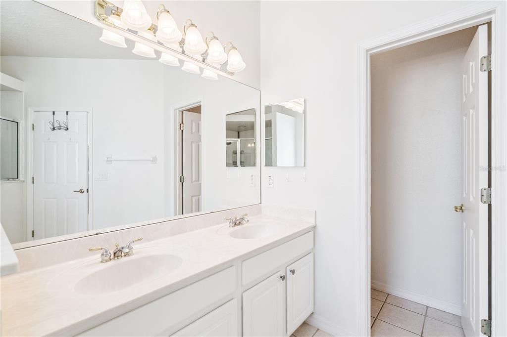 待售: $500,000 (4 贝兹, 3 浴室, 2262 平方英尺)