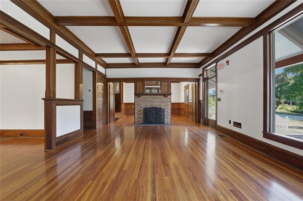 待售: $39,000 (0 贝兹, 0 浴室, 3300 平方英尺)