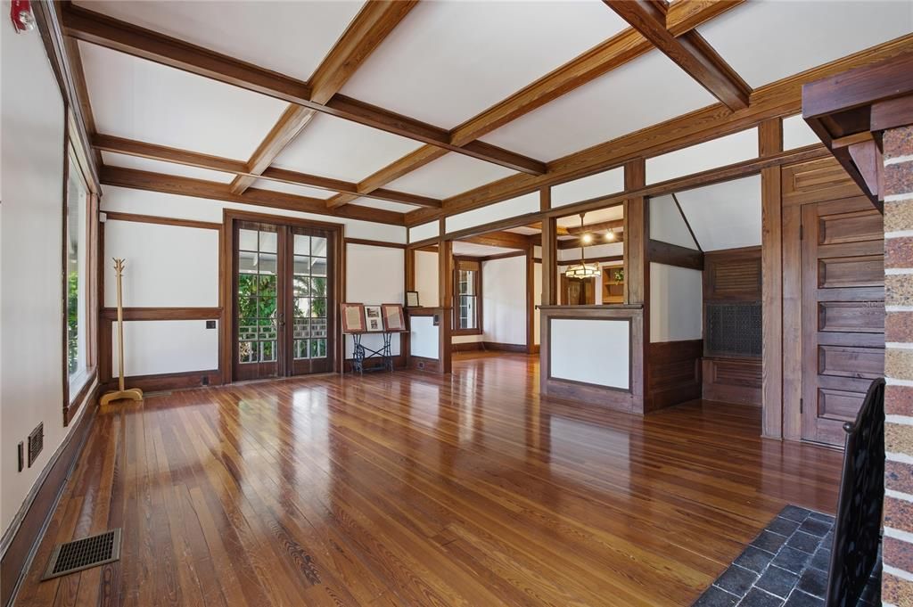 待售: $39,000 (0 贝兹, 0 浴室, 3300 平方英尺)