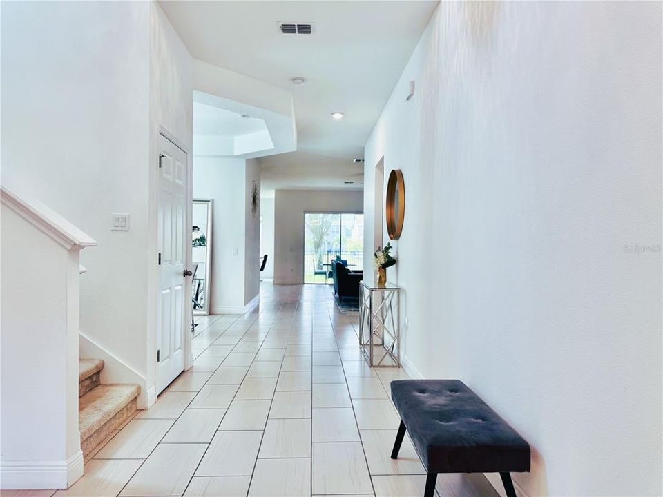 For Sale: $950,000 (5 beds, 3 baths, 3717 Square Feet)