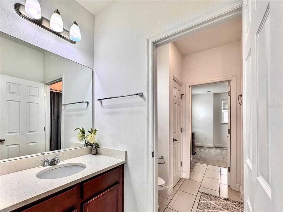 For Sale: $950,000 (5 beds, 3 baths, 3717 Square Feet)