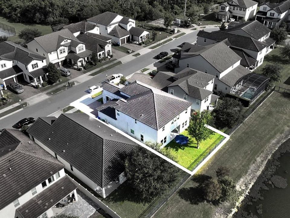 For Sale: $950,000 (5 beds, 3 baths, 3717 Square Feet)