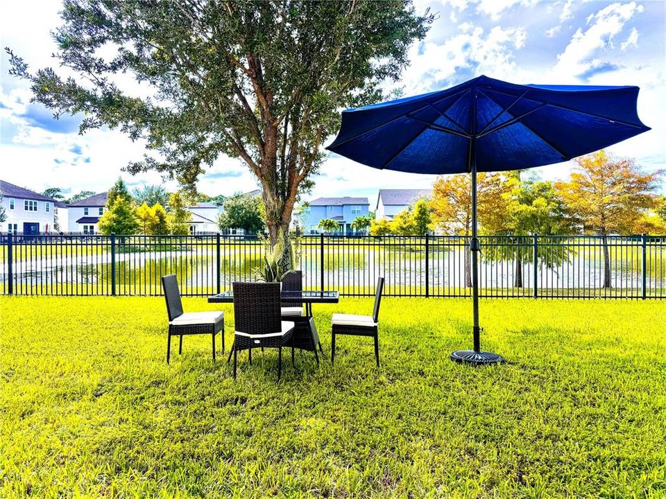 For Sale: $950,000 (5 beds, 3 baths, 3717 Square Feet)