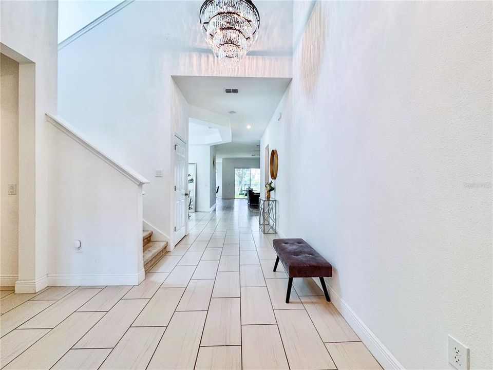 For Sale: $950,000 (5 beds, 3 baths, 3717 Square Feet)