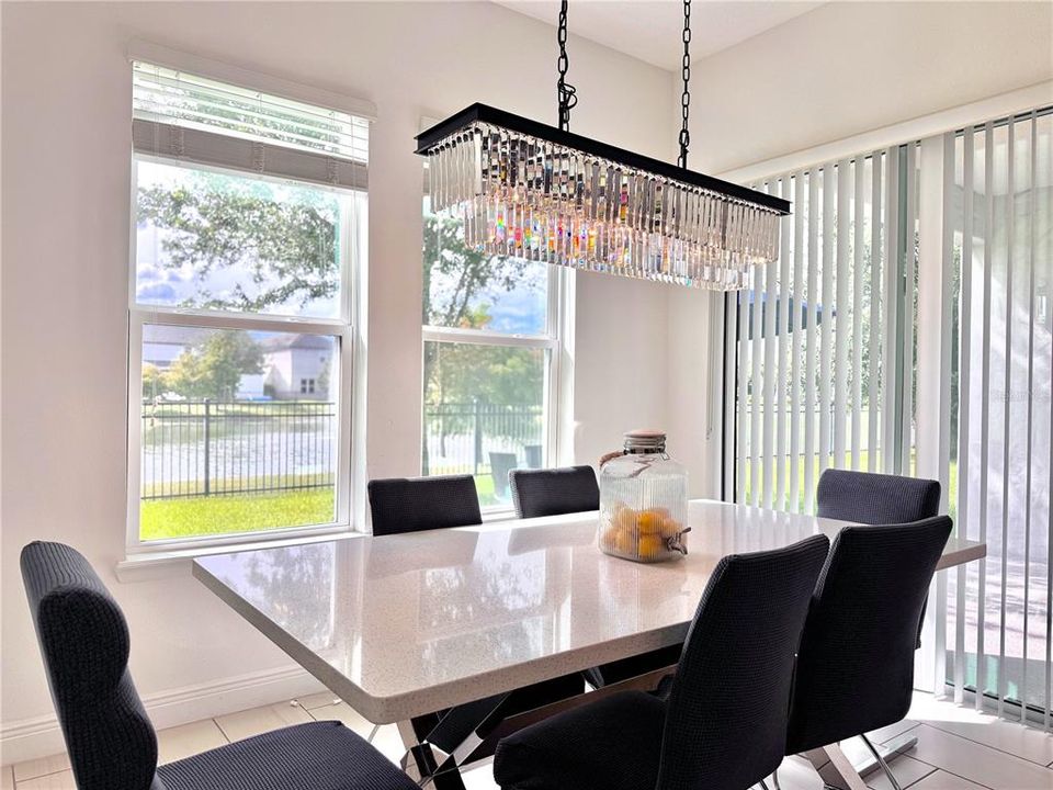 For Sale: $950,000 (5 beds, 3 baths, 3717 Square Feet)