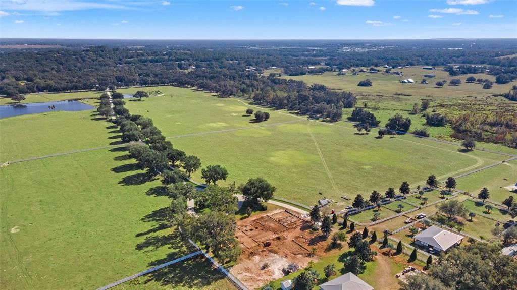 待售: $500,000 (9.50 acres)