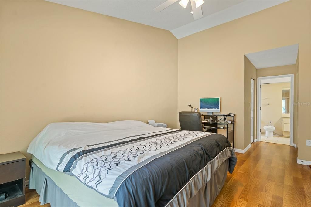 For Sale: $290,000 (3 beds, 2 baths, 1438 Square Feet)