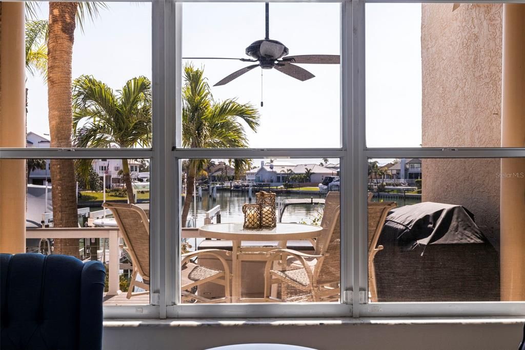 For Sale: $1,700,000 (4 beds, 4 baths, 3300 Square Feet)