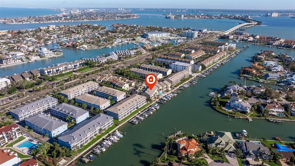 For Sale: $1,700,000 (4 beds, 4 baths, 3300 Square Feet)