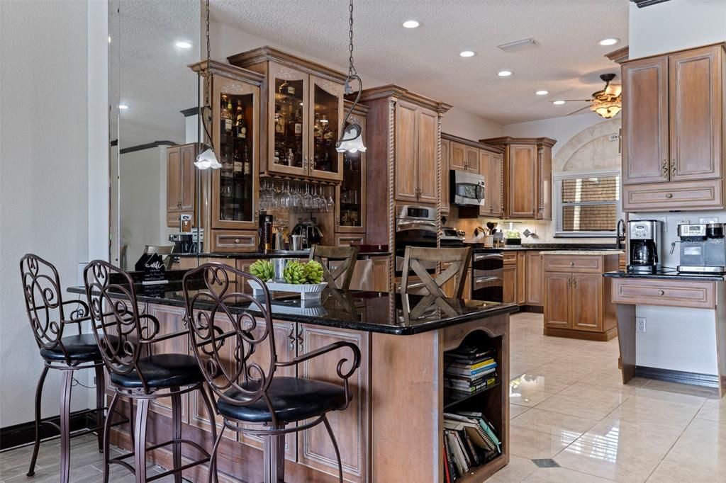 For Sale: $1,700,000 (4 beds, 4 baths, 3300 Square Feet)