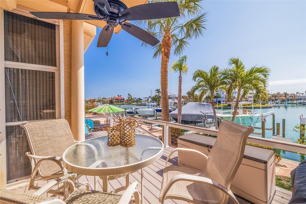 For Sale: $1,700,000 (4 beds, 4 baths, 3300 Square Feet)