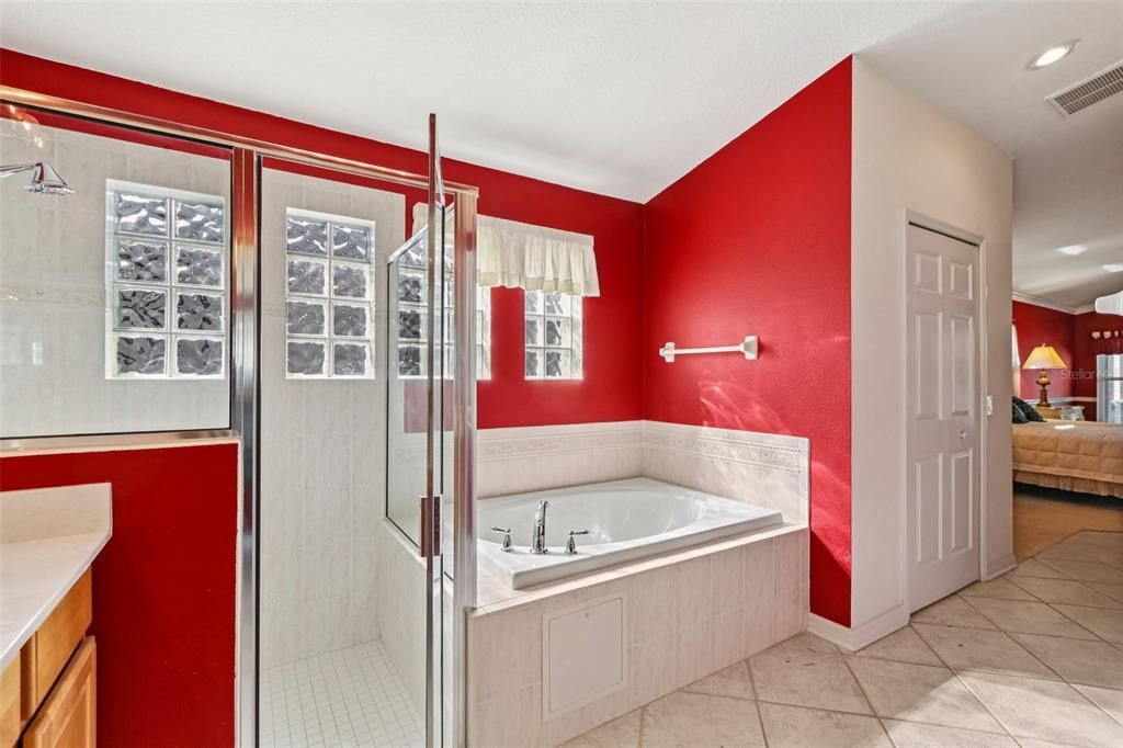 待售: $1,050,000 (4 贝兹, 3 浴室, 2534 平方英尺)