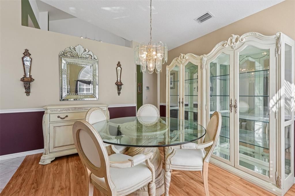 待售: $1,050,000 (4 贝兹, 3 浴室, 2534 平方英尺)