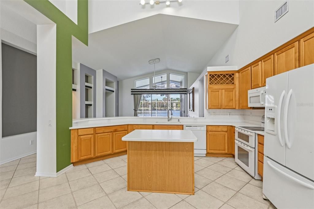 待售: $1,050,000 (4 贝兹, 3 浴室, 2534 平方英尺)