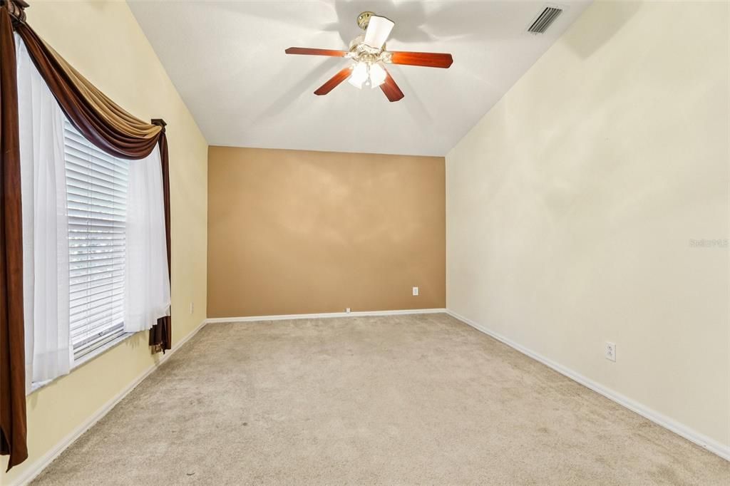 待售: $1,050,000 (4 贝兹, 3 浴室, 2534 平方英尺)