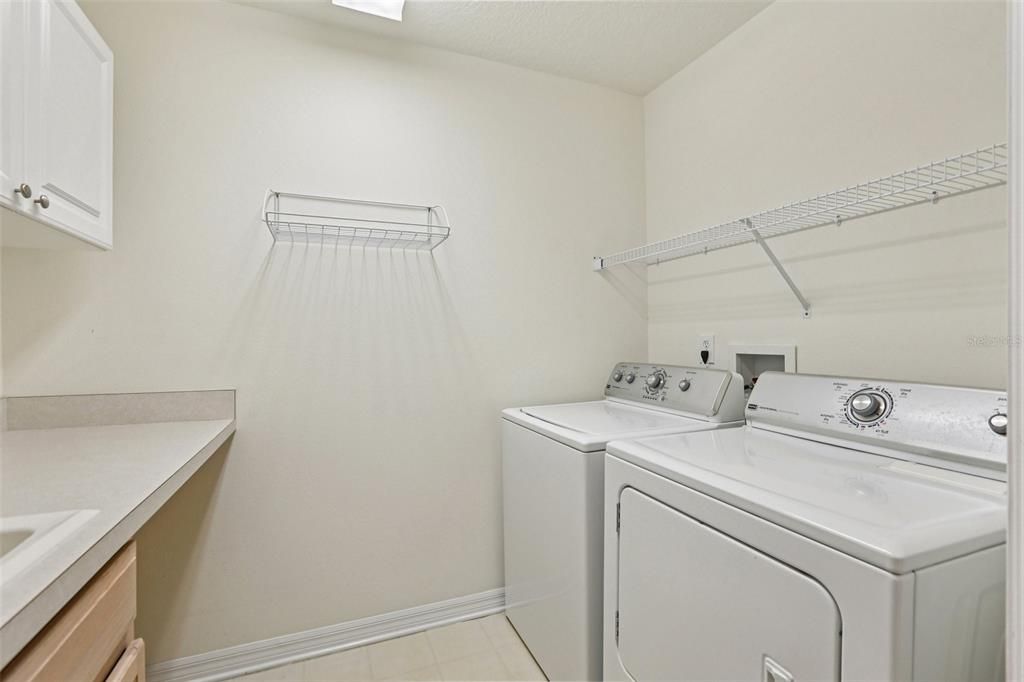 待售: $1,050,000 (4 贝兹, 3 浴室, 2534 平方英尺)