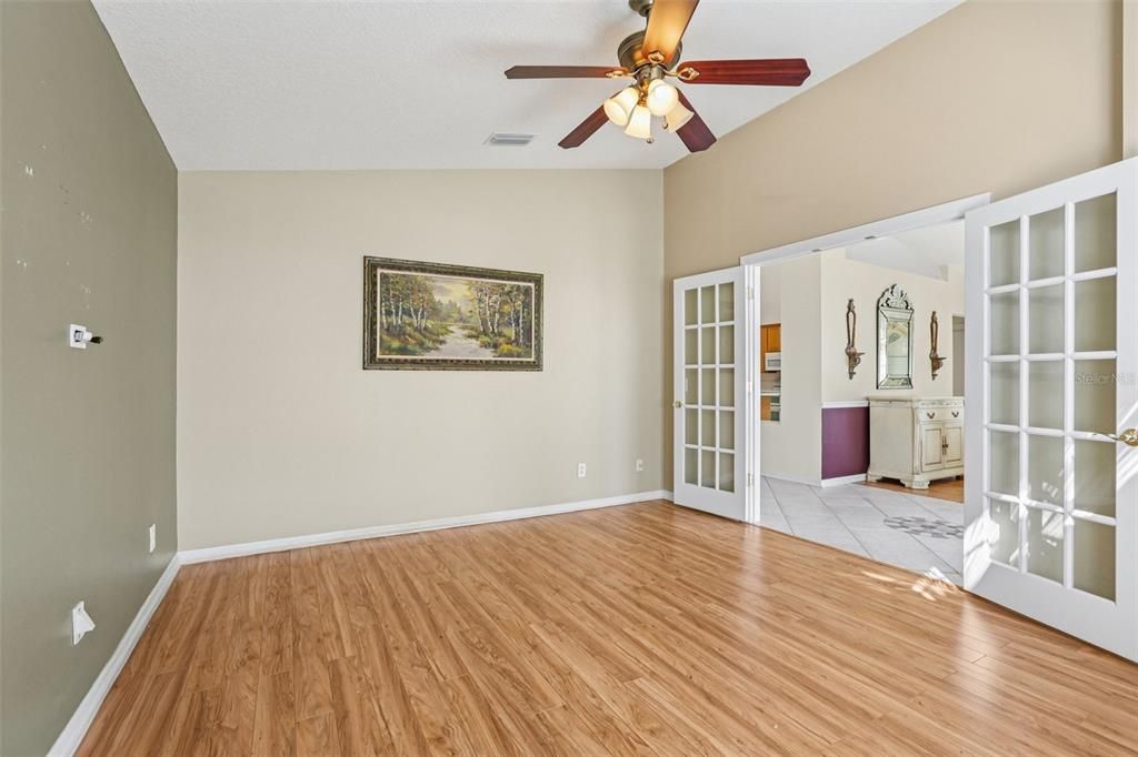 待售: $1,050,000 (4 贝兹, 3 浴室, 2534 平方英尺)