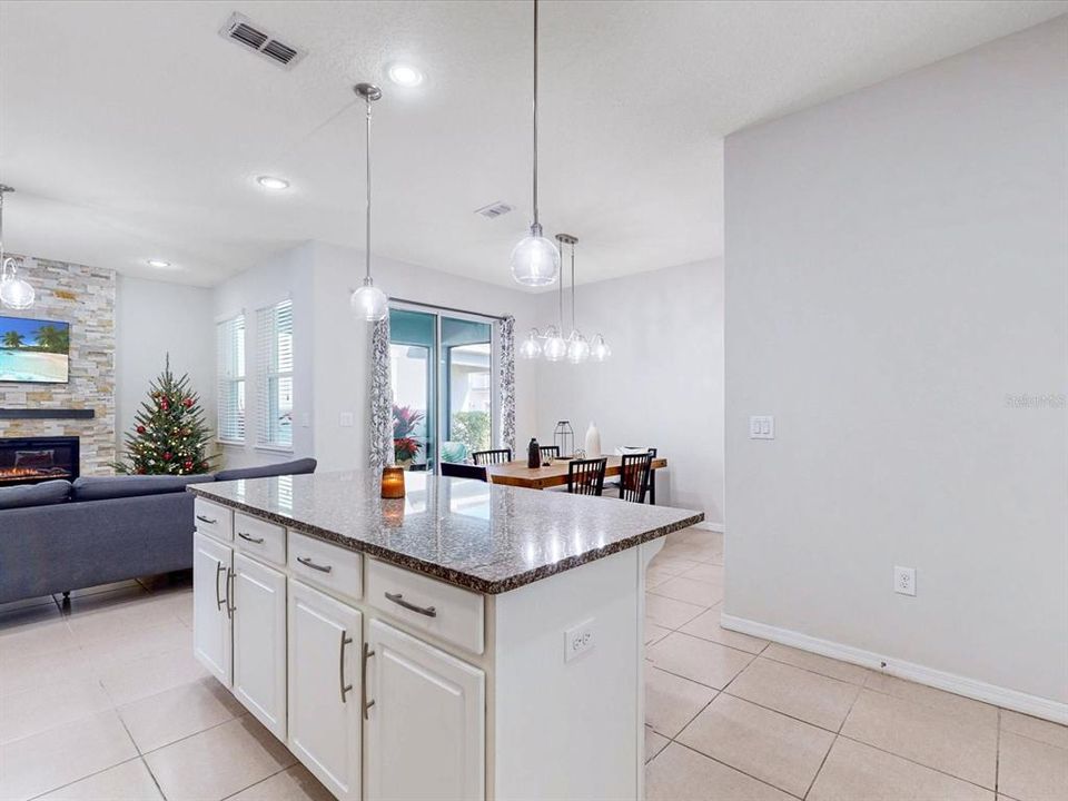 For Sale: $475,000 (3 beds, 2 baths, 2120 Square Feet)