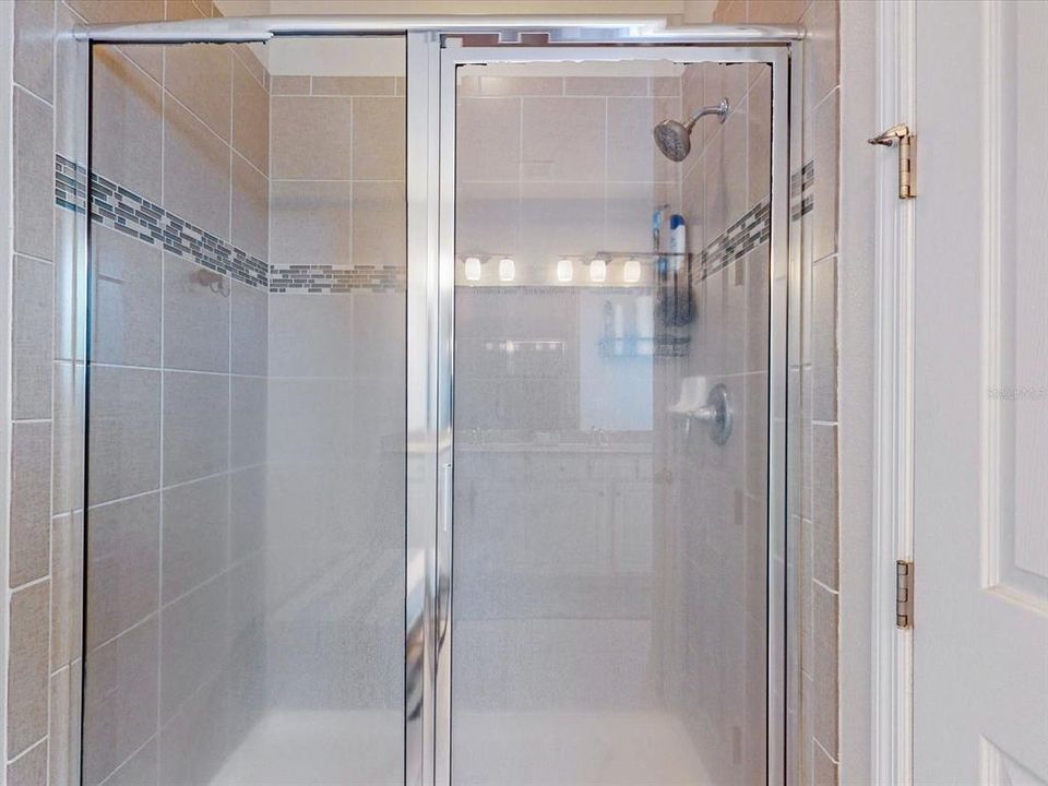 For Sale: $475,000 (3 beds, 2 baths, 2120 Square Feet)