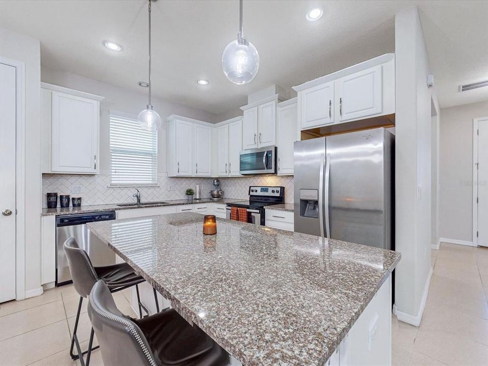 For Sale: $475,000 (3 beds, 2 baths, 2120 Square Feet)