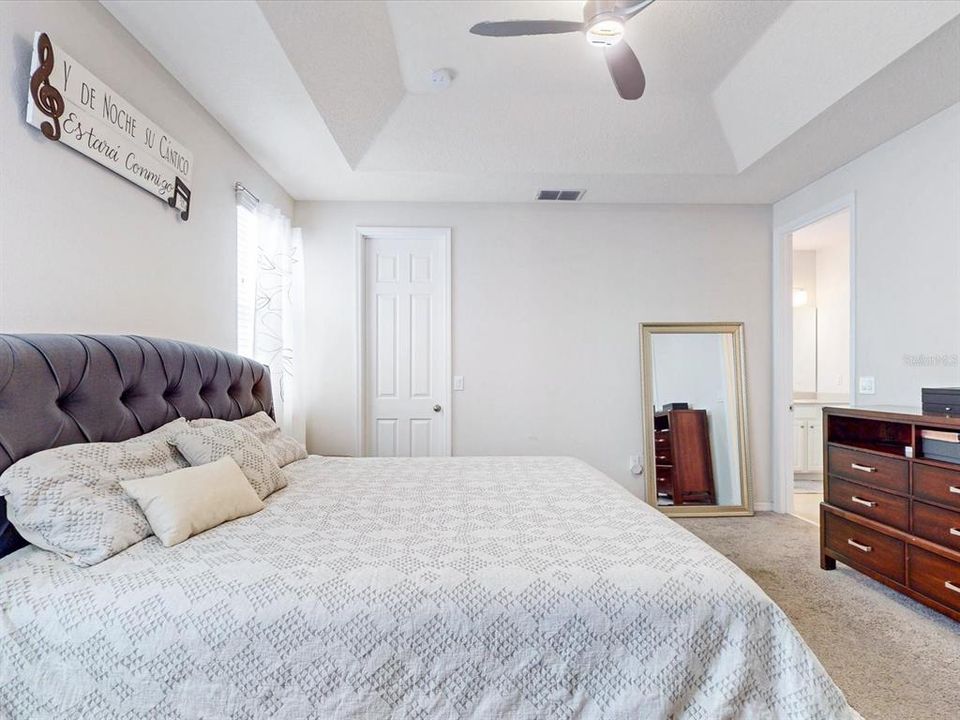 For Sale: $475,000 (3 beds, 2 baths, 2120 Square Feet)