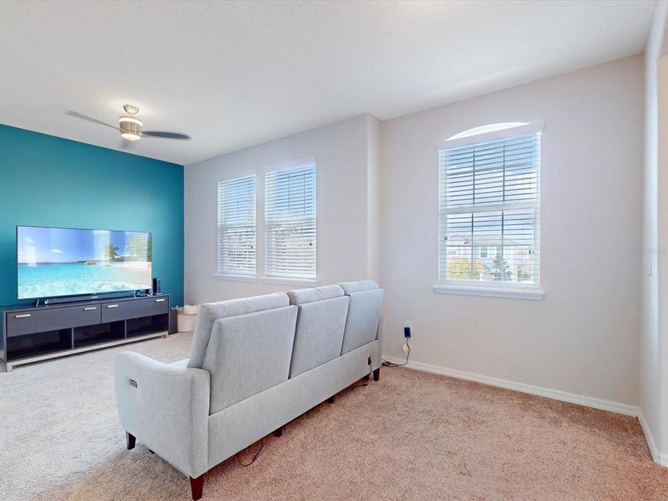 For Sale: $475,000 (3 beds, 2 baths, 2120 Square Feet)